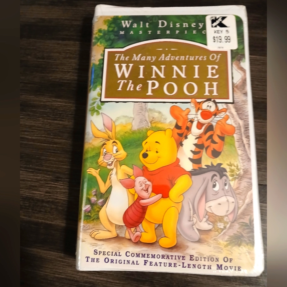 The Many Adventures Of Winnie The Pooh- Sealed
